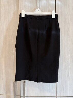 Eva Franco Black Pencil Skirt Blue Jacquard Panel Back Kick Pleat Size 4 USA